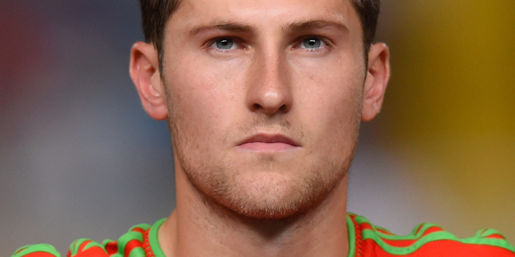 Davies’ Wales forced to wait for Euro spot