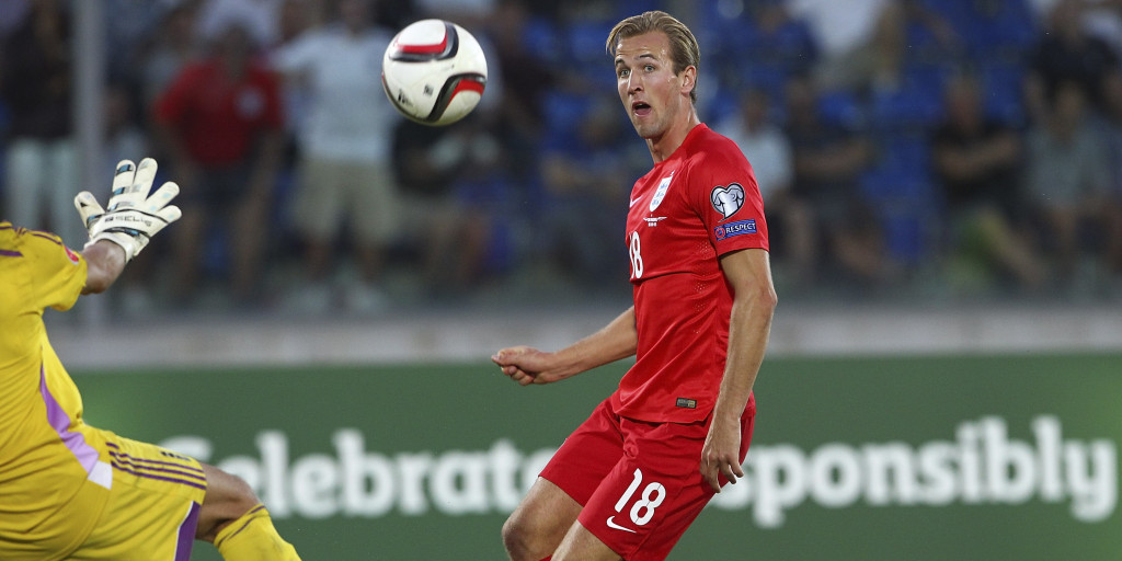 Kane scores in England rout