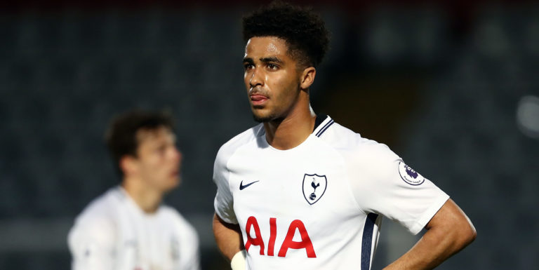 Youth star Bennetts signs for Monchengladbach