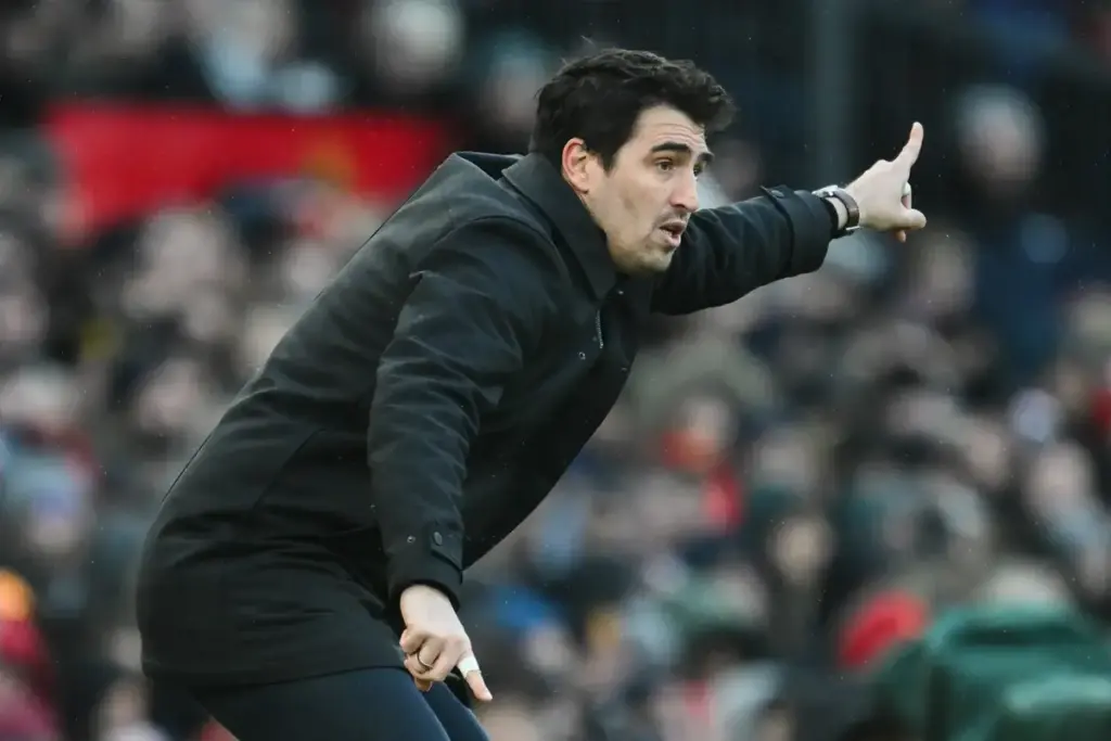 What sources close to Bournemouth are saying about Andoni Iraola after Tottenham and Manchester United interest
