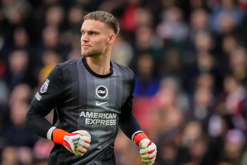 Brighton set whopping Bart Verbruggen asking price after genuine interest from Tottenham
