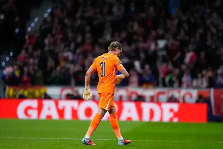 Thibaut Courtois blames Atletico’s pitch for Kinsky nightmare – he’s absolutely spot on