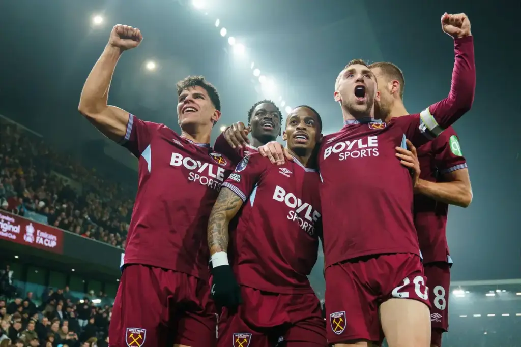 Tottenham ‘front of the queue’ to sign Premier League attacker who could relegate them