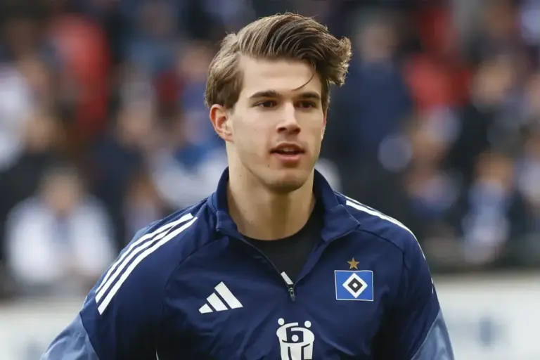 Luka Vuskovic’s agent breaks silence on Tottenham defender’s future after interest from Barcelona