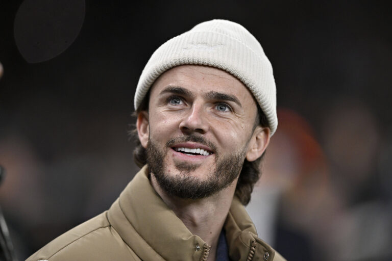 Roberto De Zerbi provides James Maddison injury update after he was spotted in training