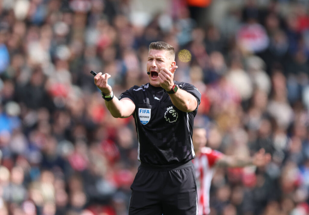 Tottenham were abysmal, but referee Rob Jones played big part in painful Sunderland defeat