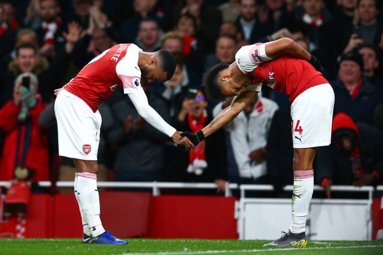 Tottenham told to make shock move for ex-Arsenal captain: “Terrific signing”