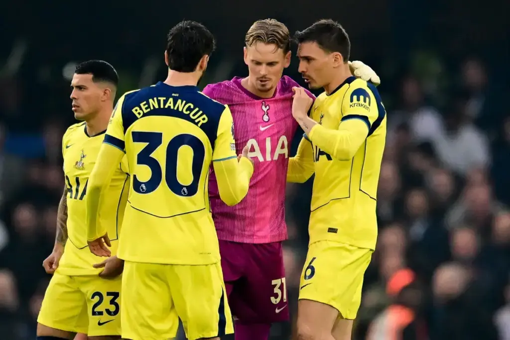 ‘Vital’ Tottenham player sacrifices World Cup dream for relegation battle 
