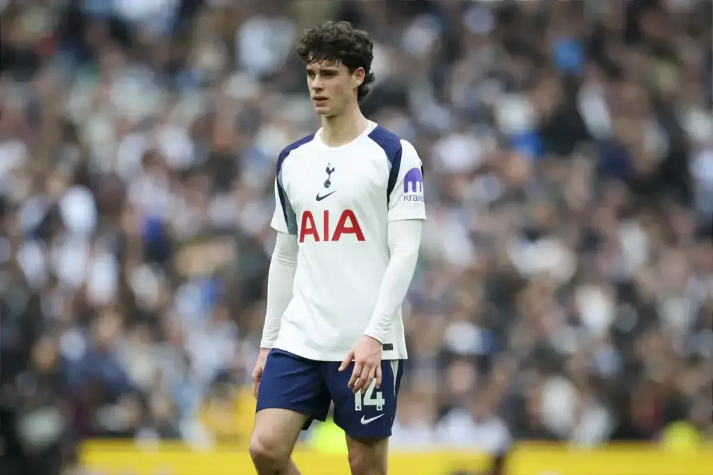 We might know why Roberto De Zerbi has sidelined Archie Gray at Tottenham