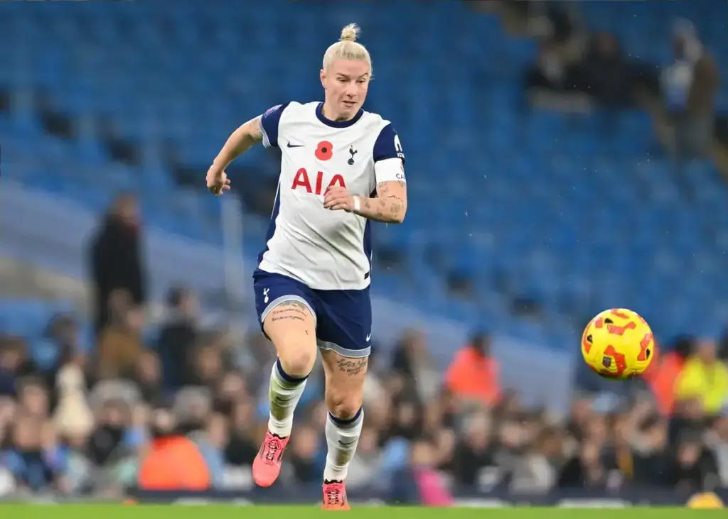 Tottenham making same mistake with Bethany England as they did with Son Heung-min