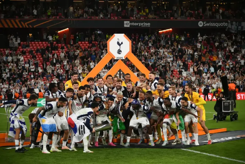 Complete list of every major trophy Tottenham Hotspur have won in history