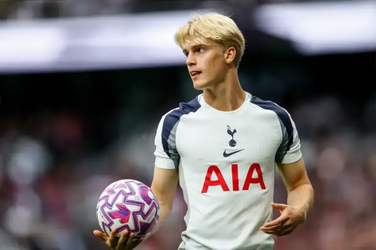 Tottenham reject huge £46m bid despite star’s transfer request