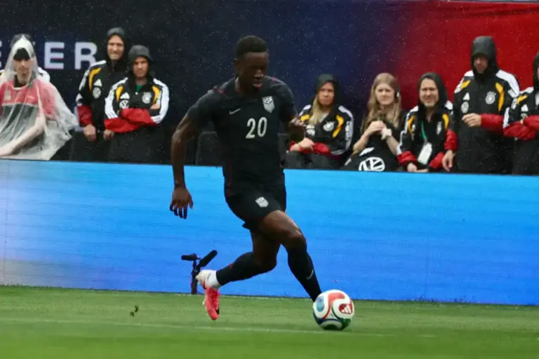 ‘Recent hours’ – Tottenham make shock move for €60m-rated ex-Arsenal striker