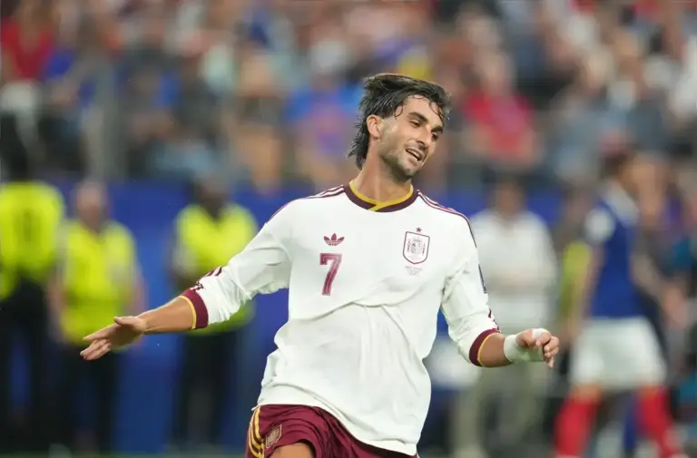 Ferran Torres in action for Spain
