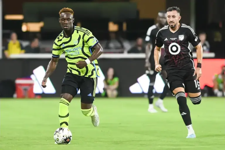 Tottenham offered chance to sign attacker Arsenal sold for €40m