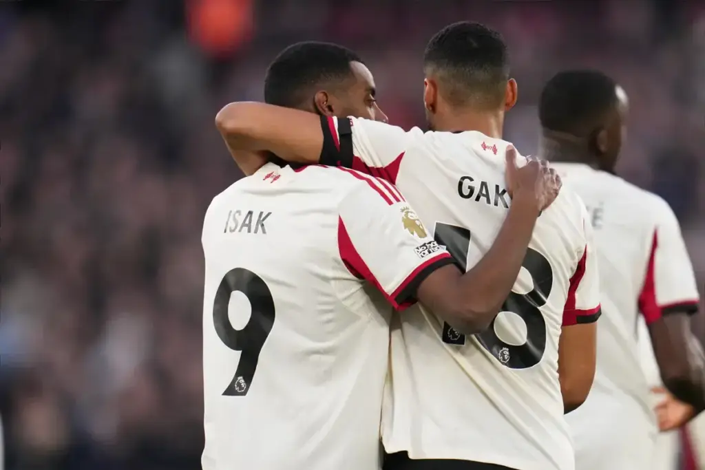 Tottenham formally express interest in signing £72m Liverpool man