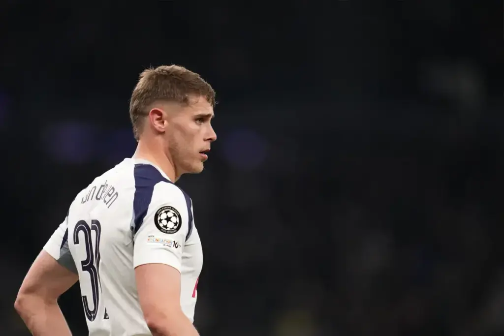 Micky van de Ven in action for Tottenham Hotspur