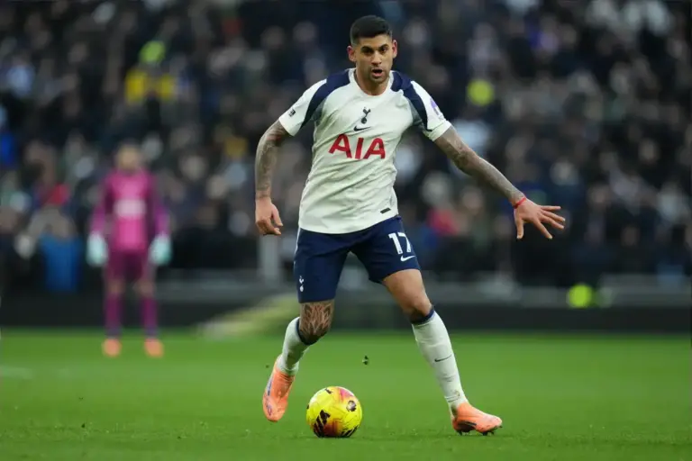 Cristian Romero playing for Tottenham Hotspur amid reports of Arsenal interest