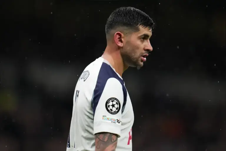 Tottenham officially confirm defender has left the club in €40m deal