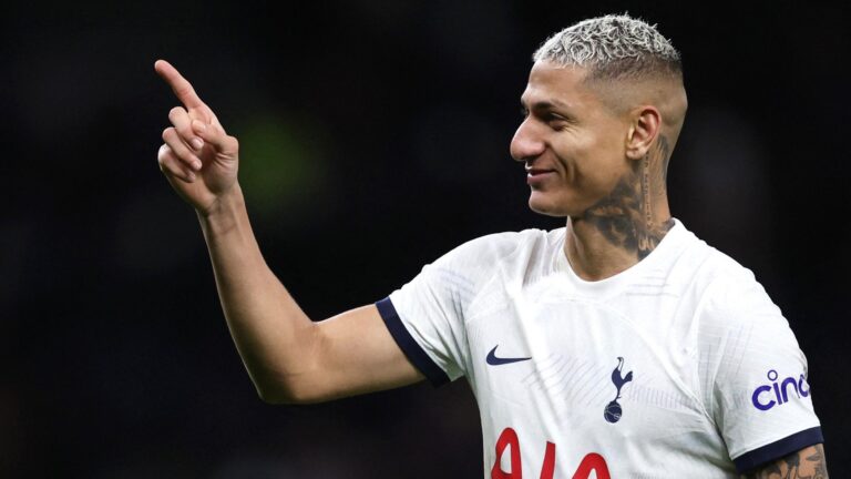 Richarlison set for Everton return as Tottenham strike Ndiaye agreement
