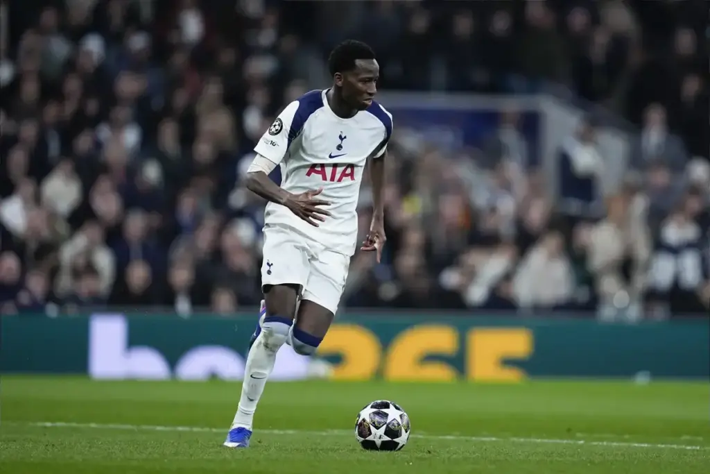 Tottenham player goes on social media meltdown after being transfer-listed