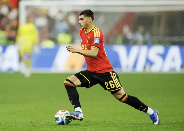 Tottenham transfer news as Newcastle hijack transfer after Fabrizio Romano update