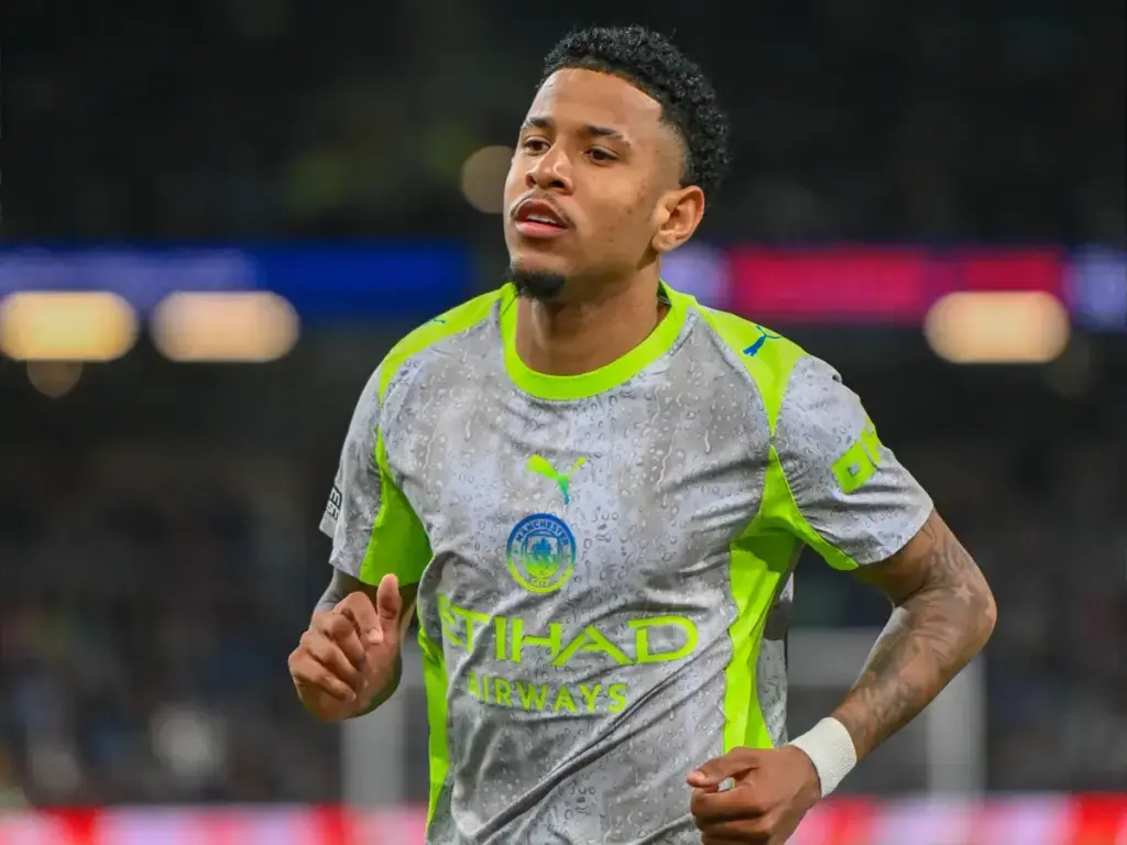 Roberto De Zerbi responds directly when asked if Tottenham will sign Savinho