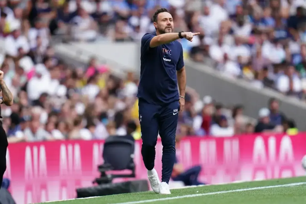 Tottenham transfer target submits transfer request after £60m offer