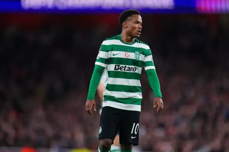 Tottenham’s chances of signing €40m attacker could be ruined by Arsenal legend