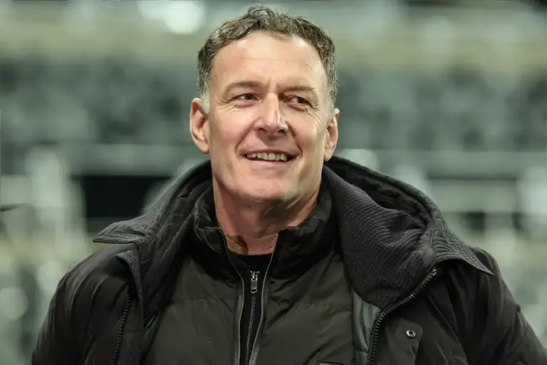 ‘Massive worry’ – Chris Sutton tears into Tottenham and Roberto De Zerbi